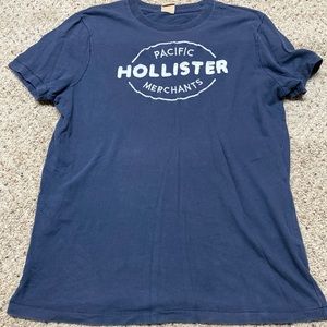 Hollister Mens size large navy tee